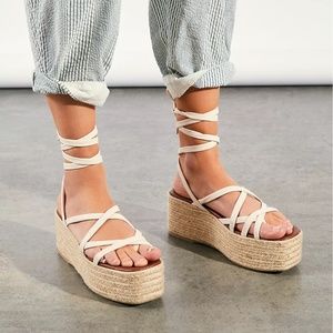 New Free People Alohas White Grace Wrap Wedge Sandals Sz 37